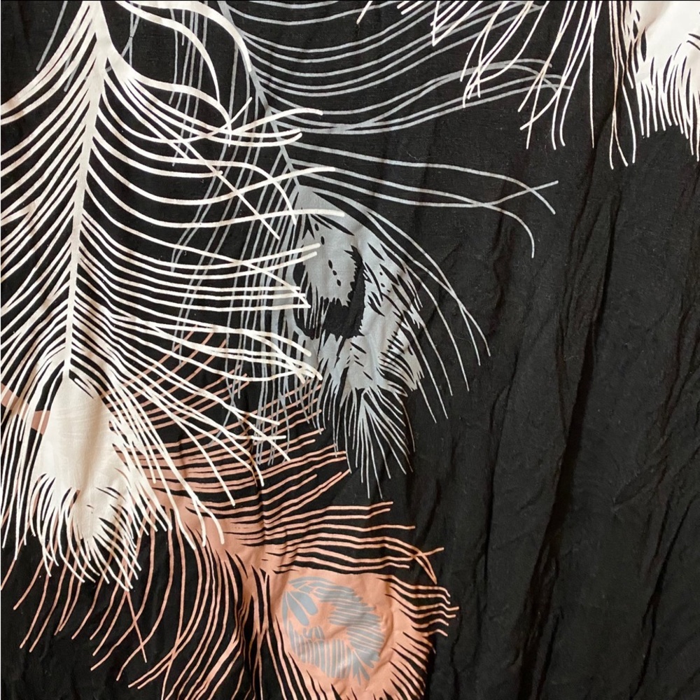 🦚Yidarton, Sz Medium, Open Shoulder, Peacock Feathers Design, Short Sleeve Top - Picture 6 of 9